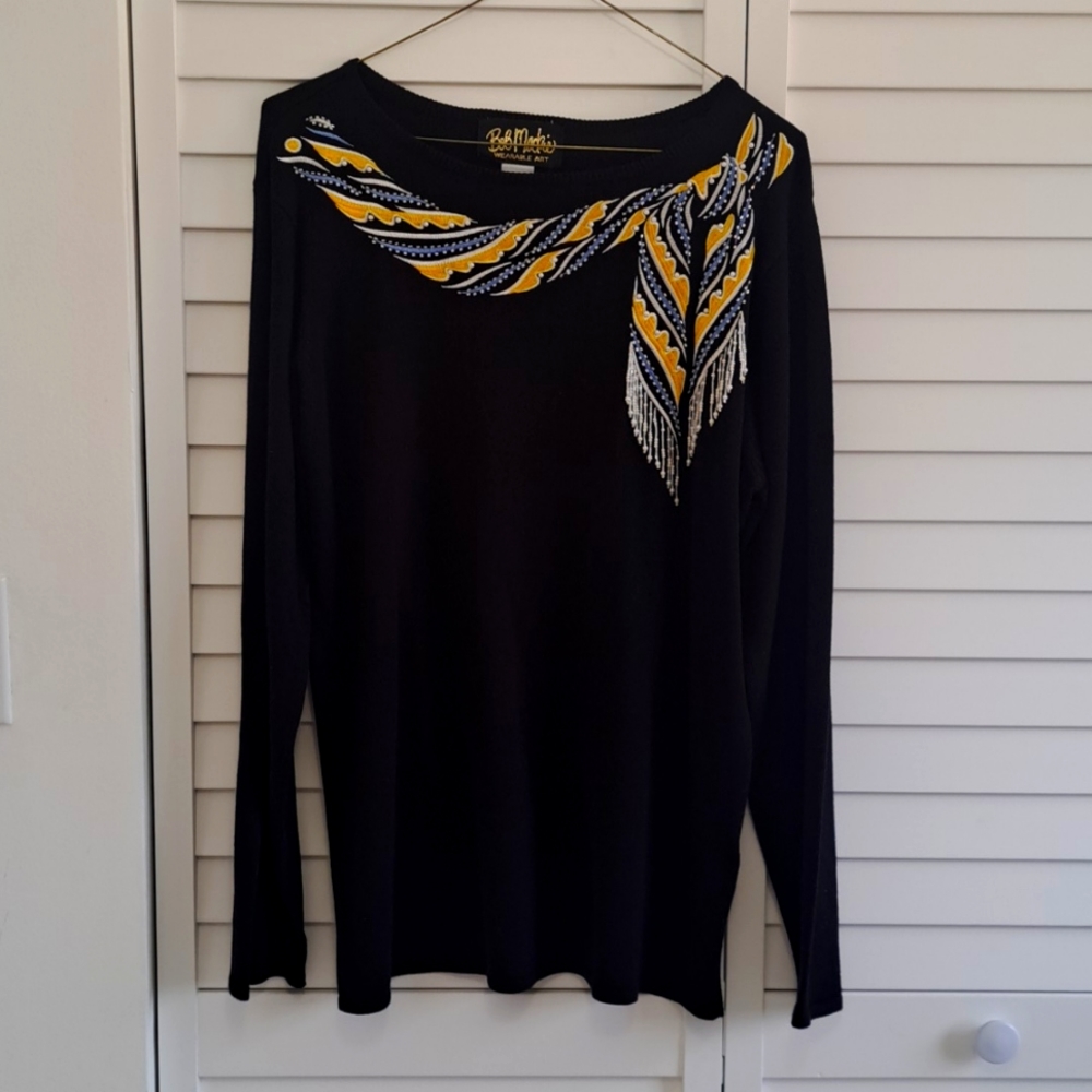Excellent Condition Like New Bob Mackie Party Blouse with sequins Medium